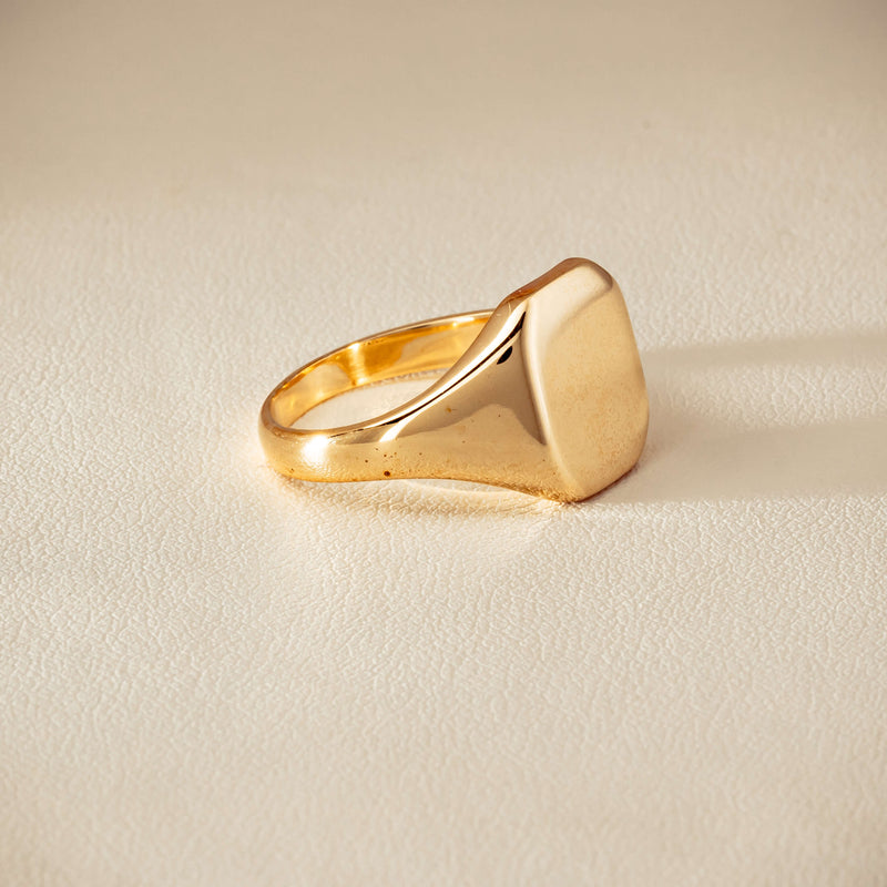 Deja Vu 9ct Yellow Gold Rectangular Signet Ring - Ring - Walker & Hall