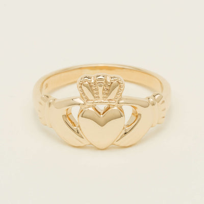 Deja Vu 10ct Yellow Gold Claddagh Ring