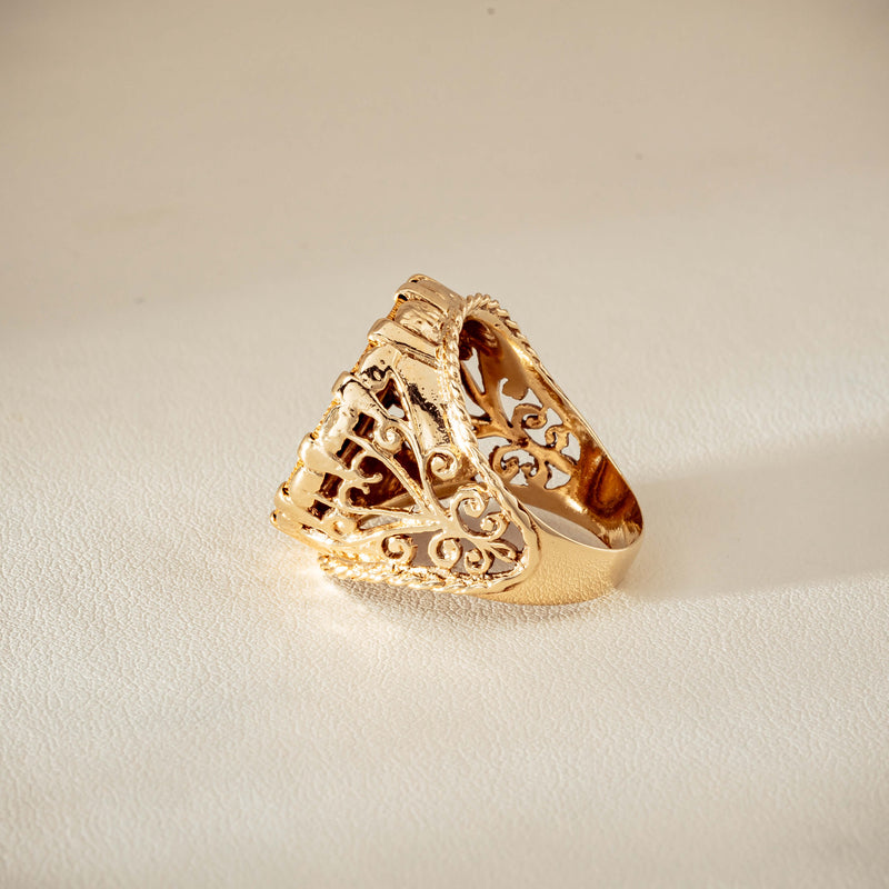 Vintage 9ct Yellow Gold Ring with 22ct Half Sovereign 1973 - Ring - Walker & Hall