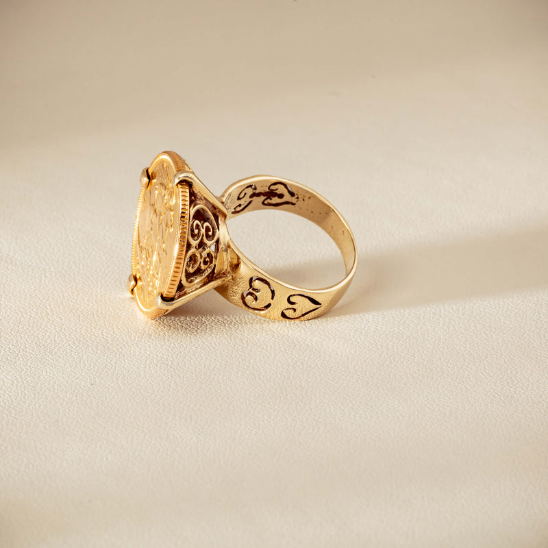 Vintage 9ct Yellow Gold Ring with 22ct Full Sovereign 1968 - Ring - Walker & Hall