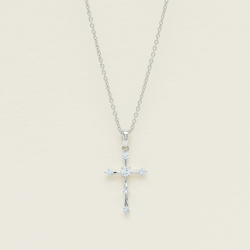 18ct White Gold .22ct Diamond Cross Pendant