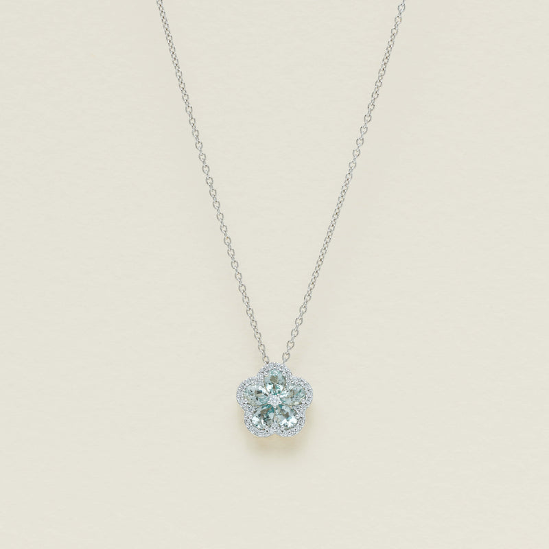 18ct Gold .66ct Aquamarine Forget-Me-Not Flower Pendant