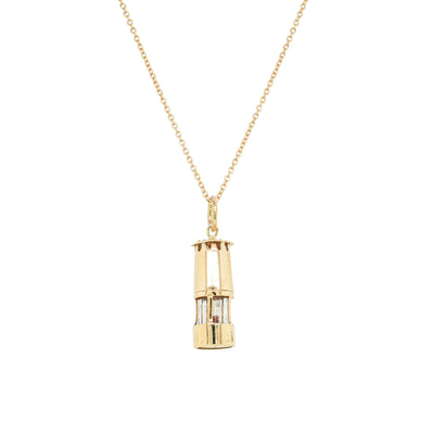 Deja Vu 9ct Yellow Gold Lantern Necklace