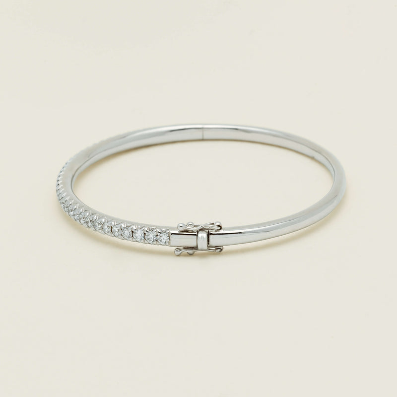 18ct White Gold 1.50ct Diamond Comet Bangle - Bracelet - Walker & Hall
