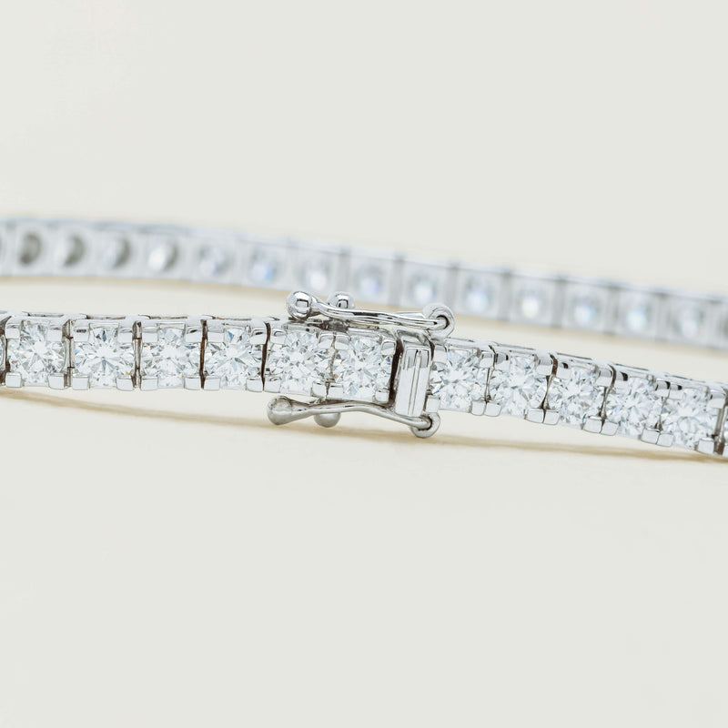 18ct White Gold 6.01ct Diamond Jubilee Bracelet 18cm - Bracelet - Walker & Hall
