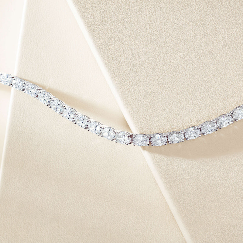 18ct White Gold 14.62ct Oval Diamond Panorama Bracelet - Bracelet - Walker & Hall
