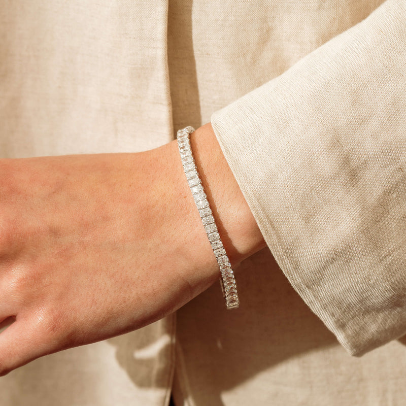 18ct White Gold 12.05ct Radiant Diamond Asra Bracelet