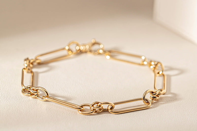 Yellow gold paperclip link bracelet