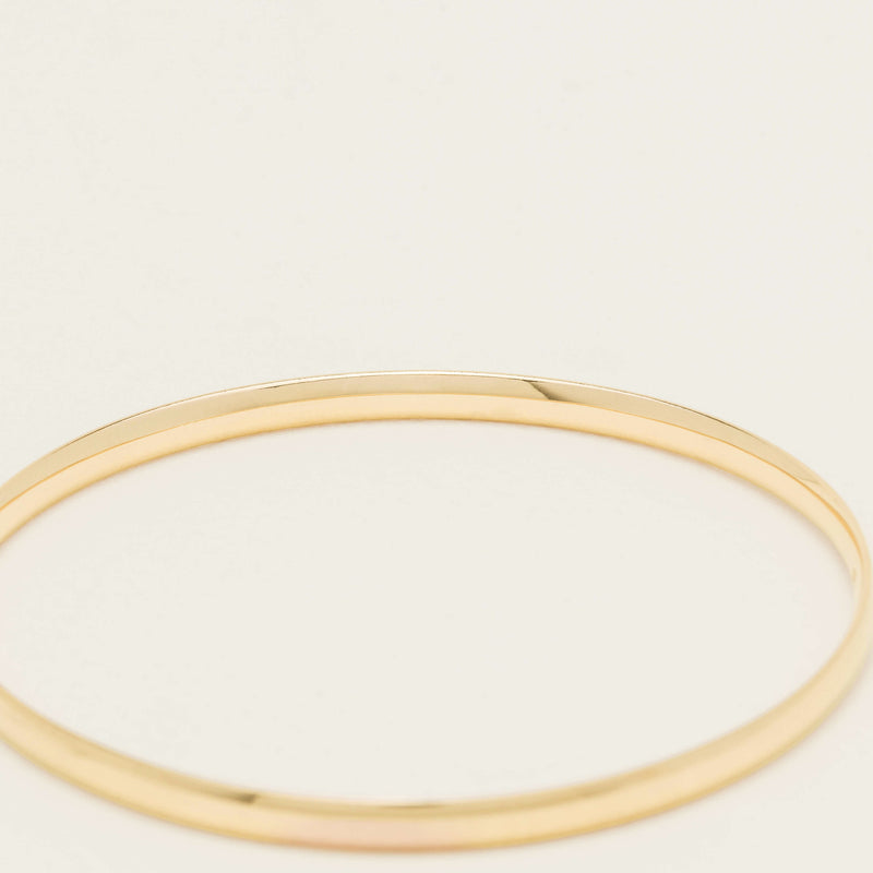 18ct Yellow Gold 4mm Bangle - Bracelet - Walker & Hall