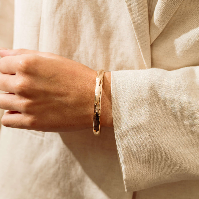 Deja Vu 9ct Rose Gold Solid Bangle - 61mm