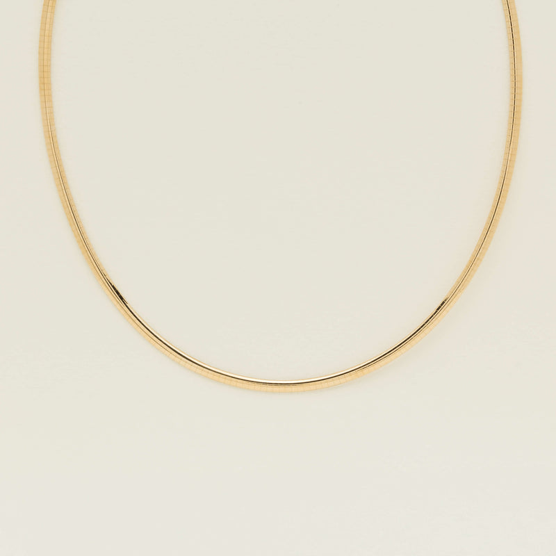 Deja Vu 18ct Yellow Gold 4mm Omega Chain Necklace