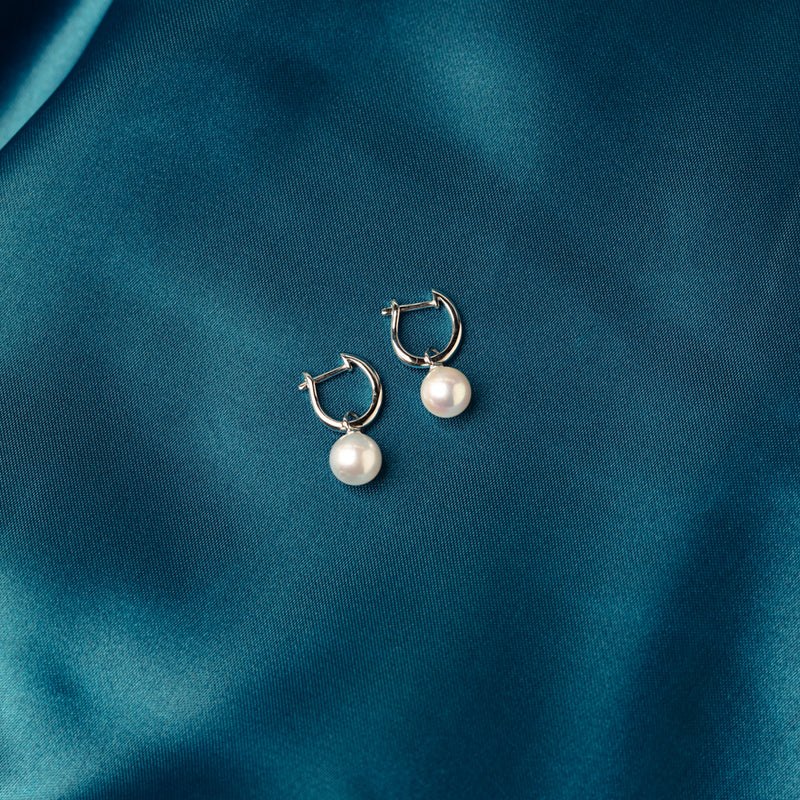 18ct White Gold Cosy Earrings With Akoya Pearls - Earrings - Walker & Hall