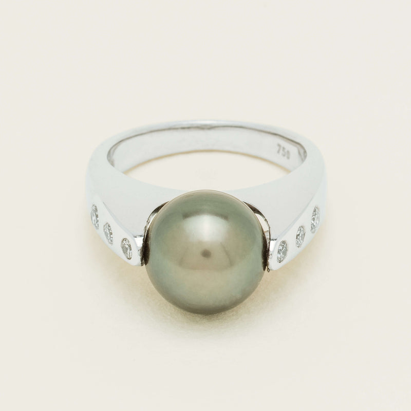 Deja Vu 18ct White Gold Black Pearl & Diamond Ring - Ring - Walker & Hall