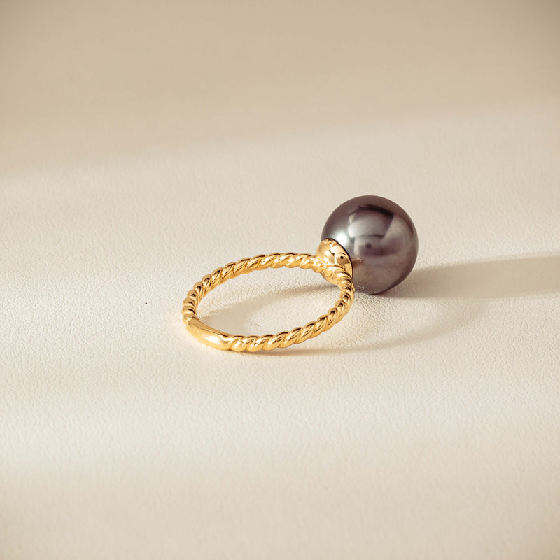 18ct Yellow Gold 12mm Black Pearl Twine Ring - Ring - Walker & Hall