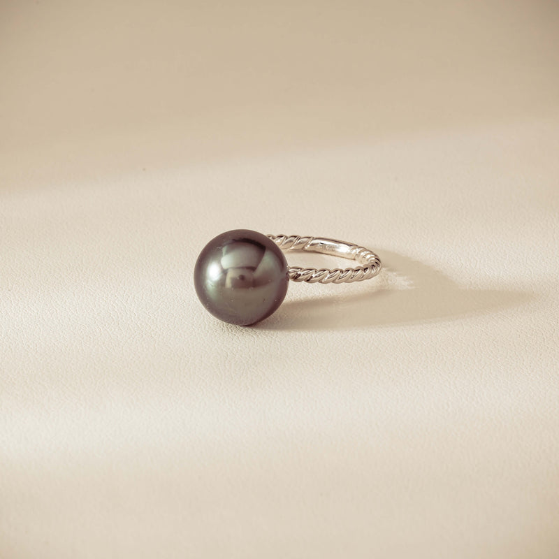 18ct White Gold 12mm Black Pearl Twine Ring - Ring - Walker & Hall