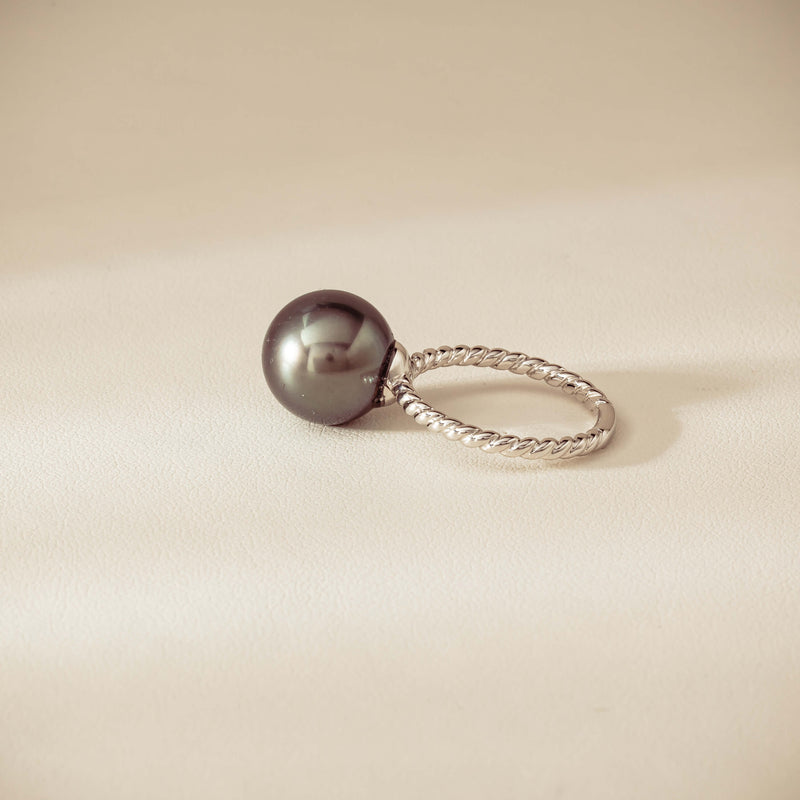 18ct White Gold 12mm Black Pearl Twine Ring - Ring - Walker & Hall