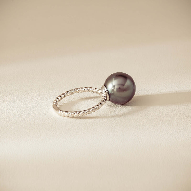 18ct White Gold 12mm Black Pearl Twine Ring - Ring - Walker & Hall
