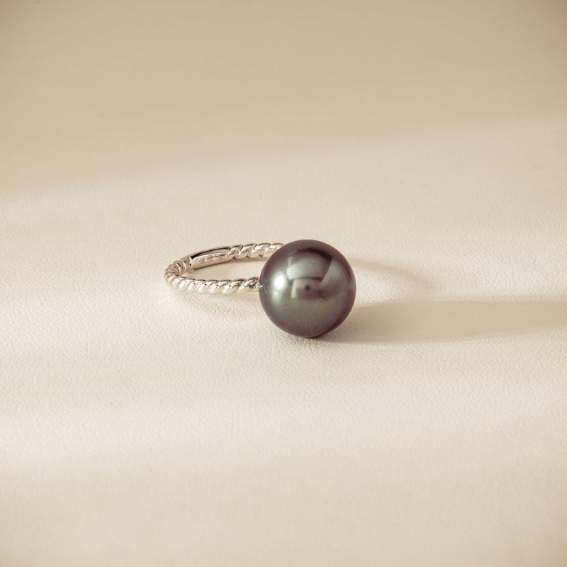 18ct White Gold 12mm Black Pearl Twine Ring - Ring - Walker & Hall
