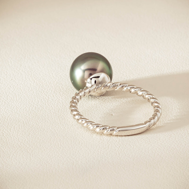 18ct White Gold 10mm Black Pearl Twine Ring - Ring - Walker & Hall