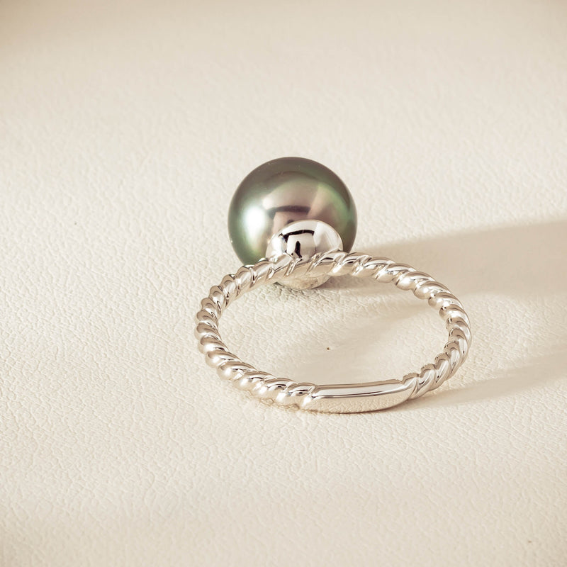 18ct White Gold 10mm Black Pearl Twine Ring - Ring - Walker & Hall