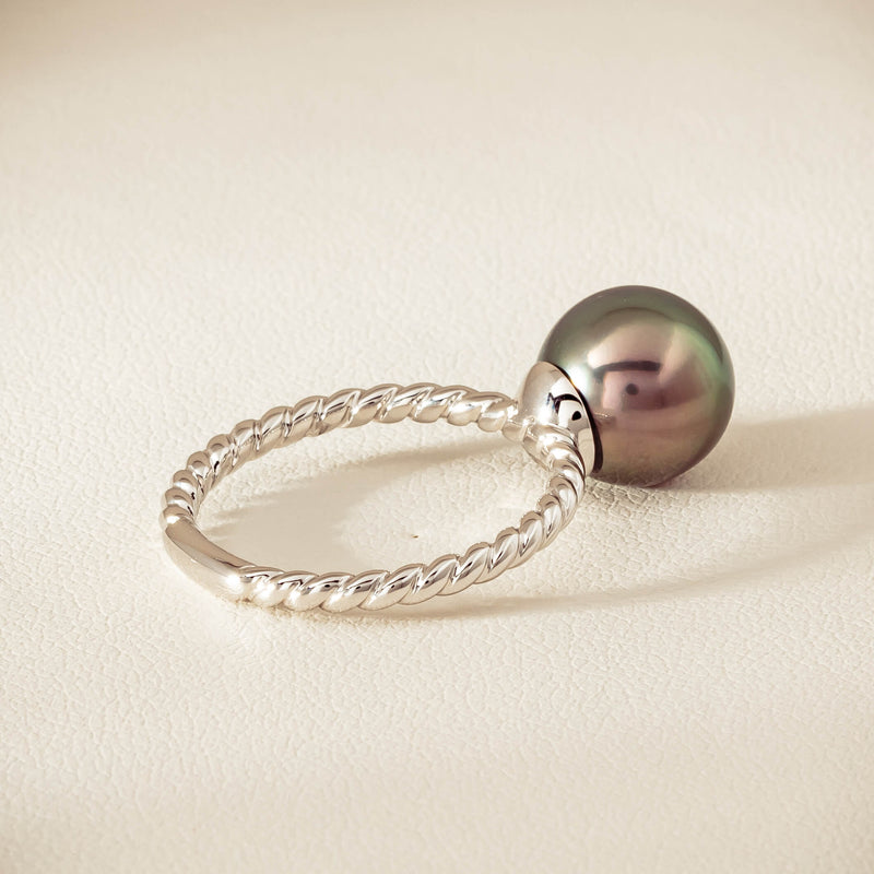 18ct White Gold 10mm Black Pearl Twine Ring - Ring - Walker & Hall