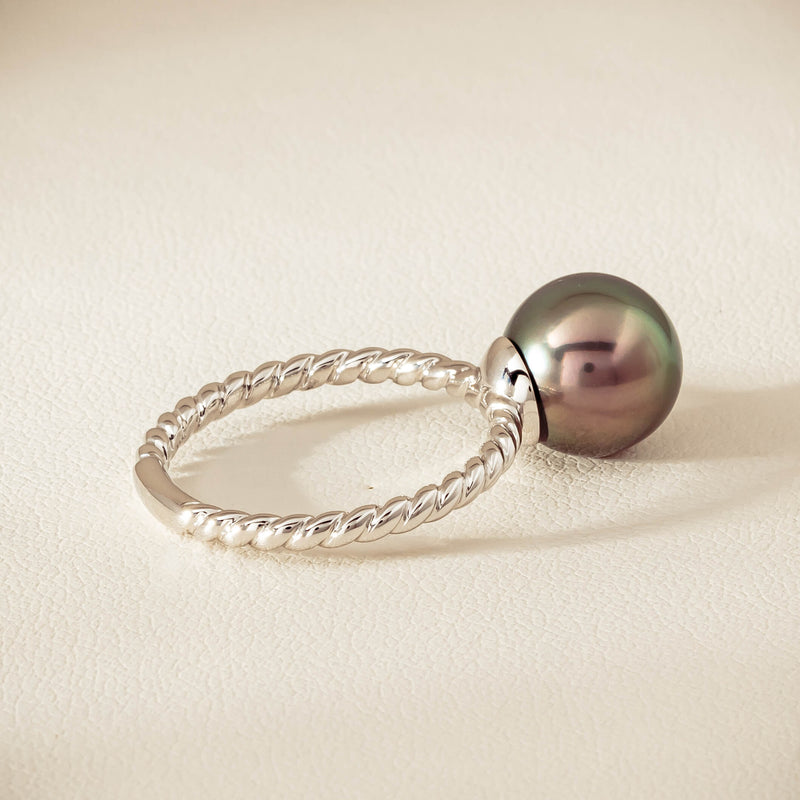 18ct White Gold 10mm Black Pearl Twine Ring - Ring - Walker & Hall