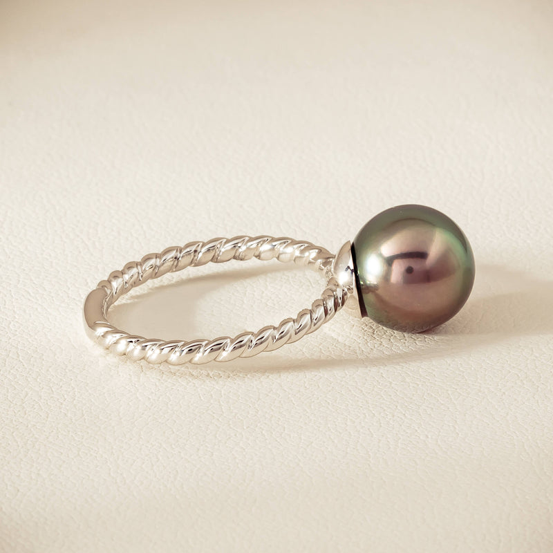 18ct White Gold 10mm Black Pearl Twine Ring - Ring - Walker & Hall