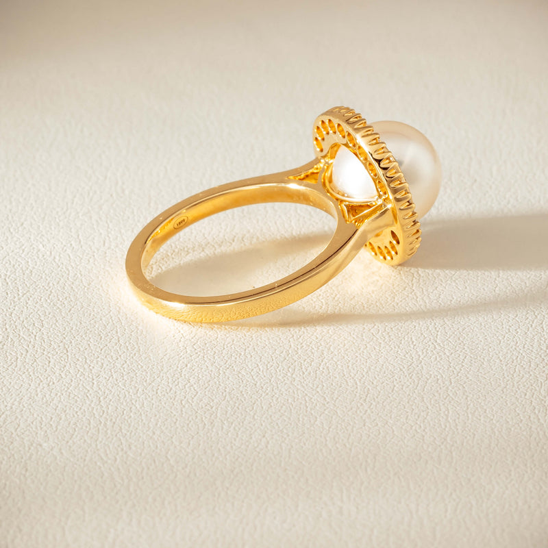 18ct Yellow Gold 9mm South Sea Pearl & Diamond Daisy Ring - Ring - Walker & Hall