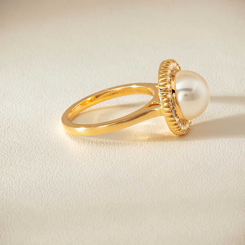 18ct Yellow Gold 9mm South Sea Pearl & Diamond Daisy Ring - Ring - Walker & Hall