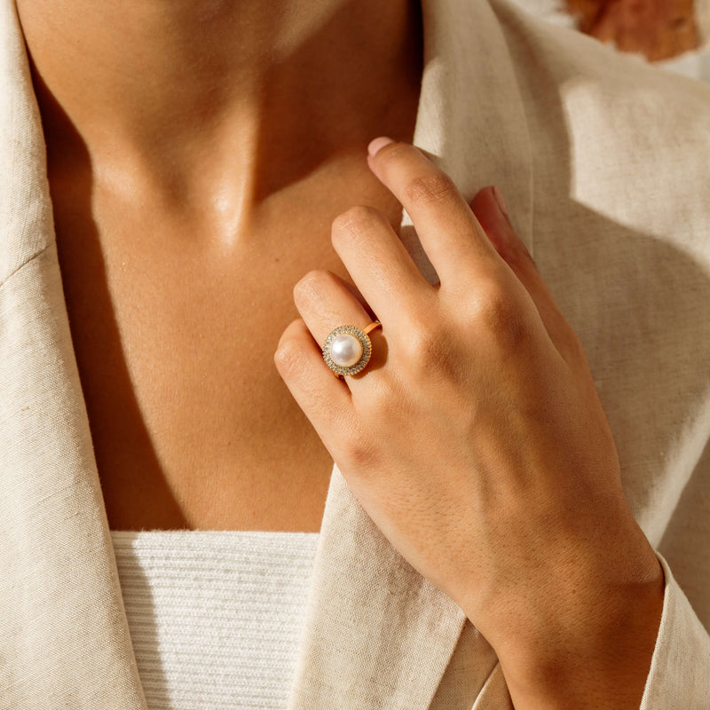 18ct Yellow Gold 9mm South Sea Pearl & Diamond Daisy Ring - Ring - Walker & Hall