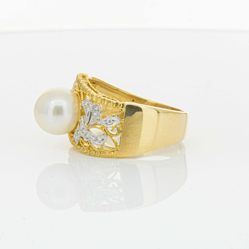Deja Vu 18ct Yellow Gold Cultured Pearl & Diamond Ring - Ring - Walker & Hall