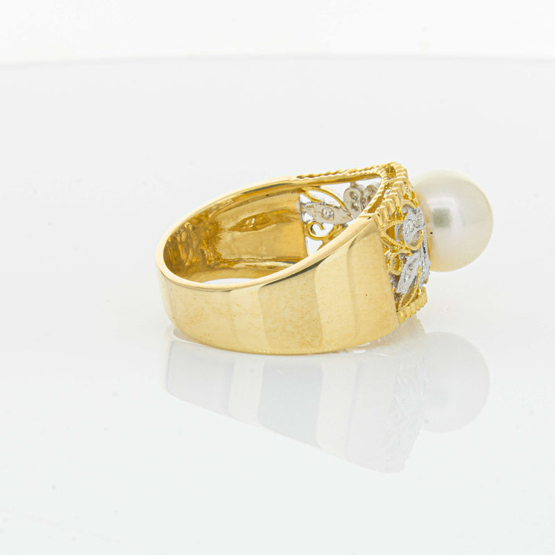Deja Vu 18ct Yellow Gold Cultured Pearl & Diamond Ring - Ring - Walker & Hall