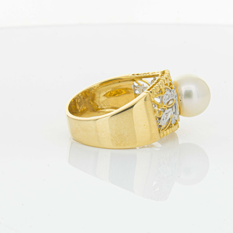 Deja Vu 18ct Yellow Gold Cultured Pearl & Diamond Ring - Ring - Walker & Hall