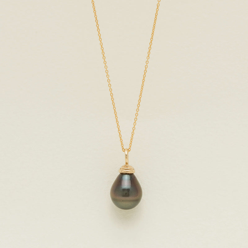 18ct Yellow Gold 12.9mm Black Pearl Drop Pendant - Necklace - Walker & Hall