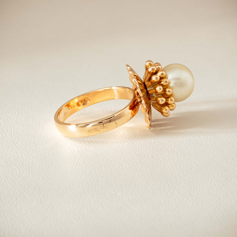Vintage 14ct Yellow Gold 9mm Akoya Pearl Flower Ring