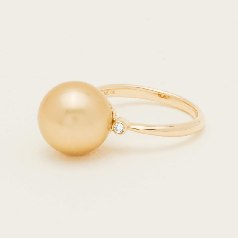 18ct Yellow Gold Golden South Sea Pearl & Diamond Ring