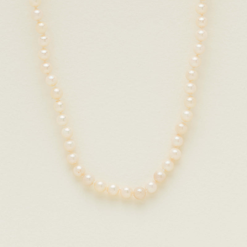 Deja Vu 9ct Yellow Gold 5.5-6mm Akoya Pearl Strand 46cm