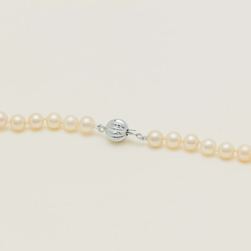 Deja Vu 5.5-6mm Akoya Pearl Necklace with Silver Clasp