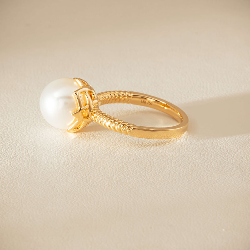 18ct Yellow Gold 10.5mm South Sea Pearl Selene Ring