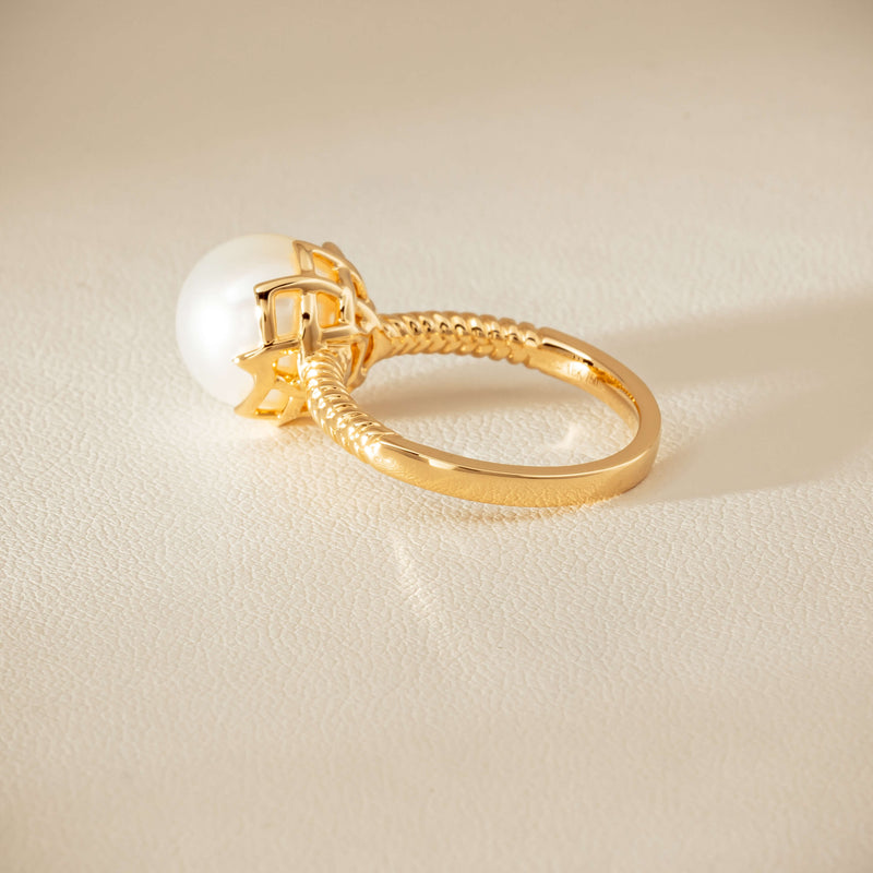 18ct Yellow Gold 10.5mm South Sea Pearl Selene Ring