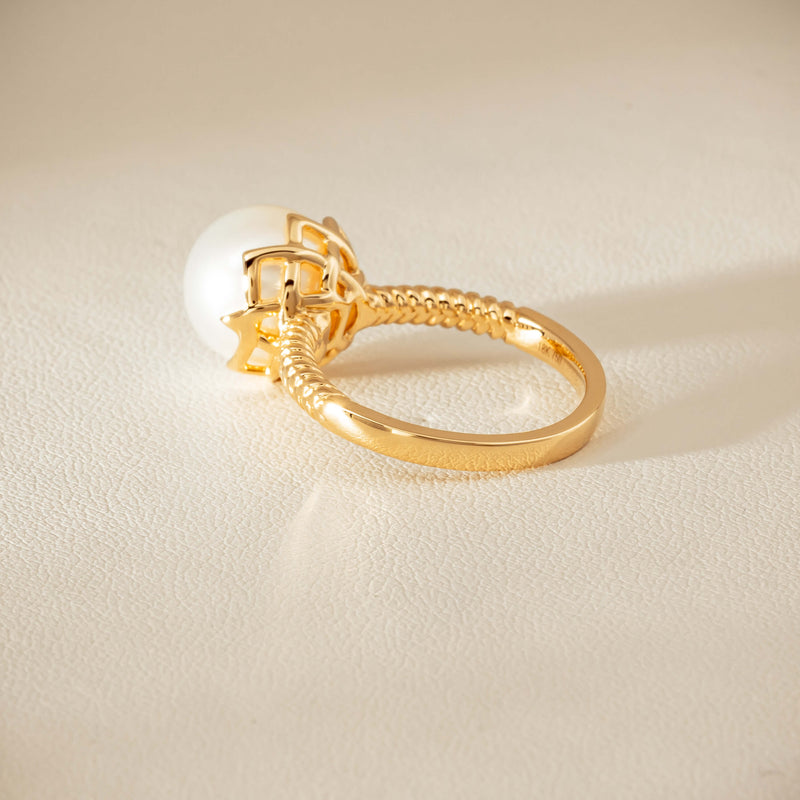 18ct Yellow Gold 10.5mm South Sea Pearl Selene Ring
