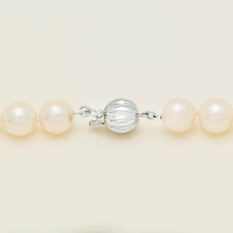 9ct White Gold Akoya 8.5-9mm Pearl Strand - 44cm