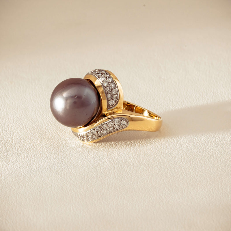 Deja Vu 18ct Yellow Gold 11.8mm Black Pearl & Diamond Ring - Ring - Walker & Hall