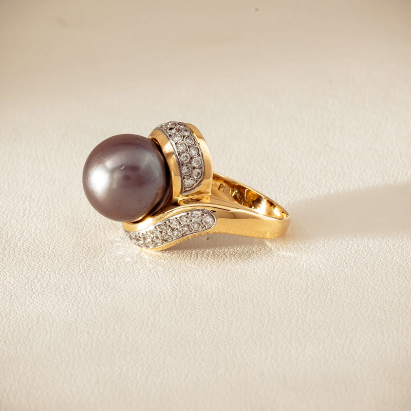 Deja Vu 18ct Yellow Gold 11.8mm Black Pearl & Diamond Ring - Ring - Walker & Hall