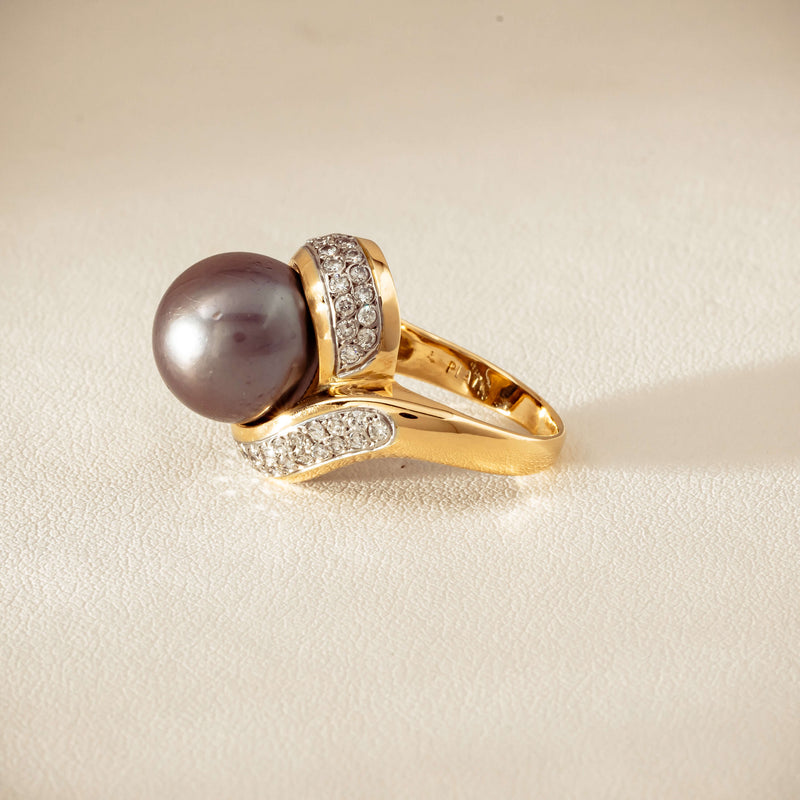 Deja Vu 18ct Yellow Gold 11.8mm Black Pearl & Diamond Ring - Ring - Walker & Hall
