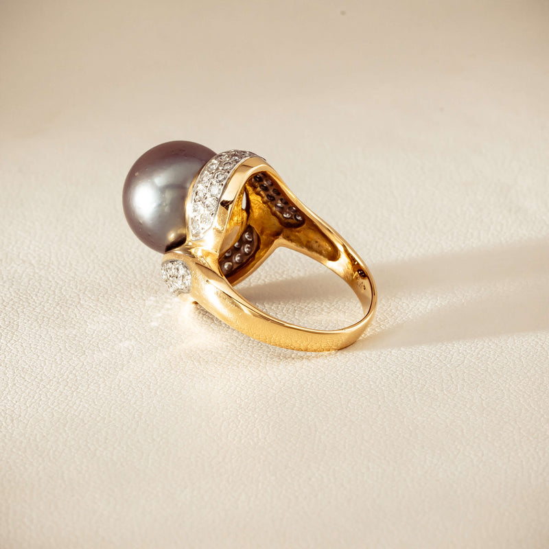 Deja Vu 18ct Yellow Gold 11.8mm Black Pearl & Diamond Ring - Ring - Walker & Hall