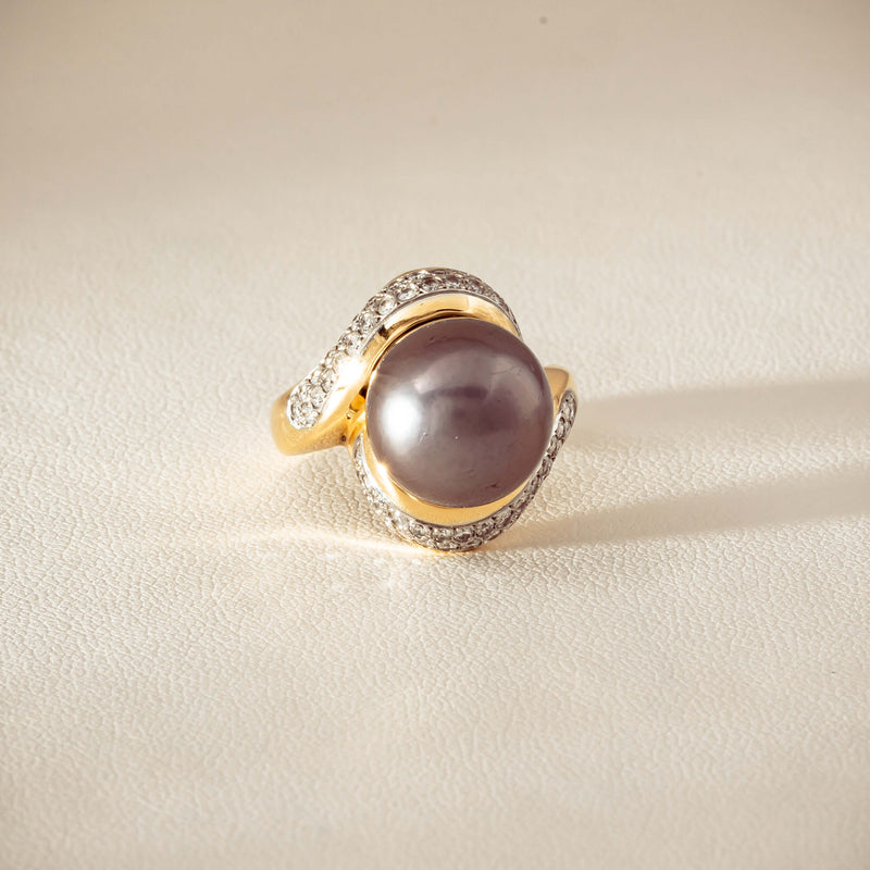 Deja Vu 18ct Yellow Gold 11.8mm Black Pearl & Diamond Ring - Ring - Walker & Hall