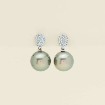 18ct White Gold 11.3mm Black Pearl Diamond Aegean Earrings
