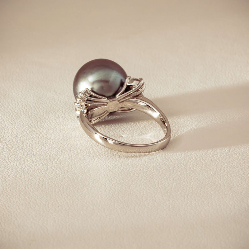 Deja Vu Platinum 12.9mm Black Pearl & Diamond Ring - Ring - Walker & Hall