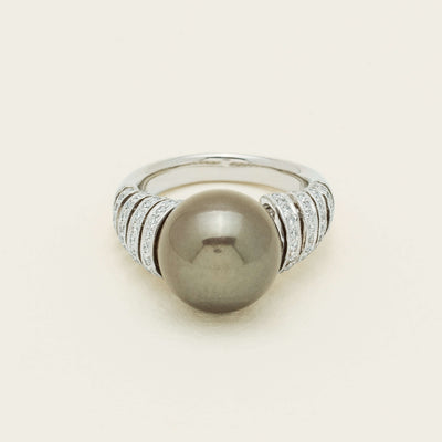 Deja Vu Platinum 13mm Black Pearl & Diamond Ring - Ring - Walker & Hall